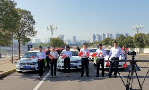         歌聲慶華誕  行動展風采 ——文旅集團子公司參加交通系統快閃活動